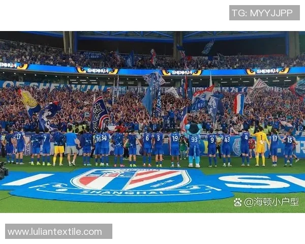 2011年曼城对阵女王公园队全体球员名单及比赛精彩回顾