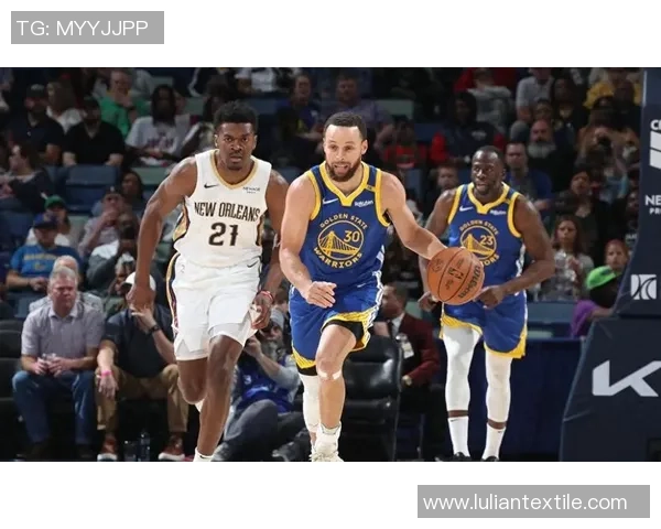 勇士队与鹈鹕队11月1日激战正酣谁能赢得这场精彩对决 勇士队与鹈鹕队11月1日激战正酣谁能赢得这场精彩对决