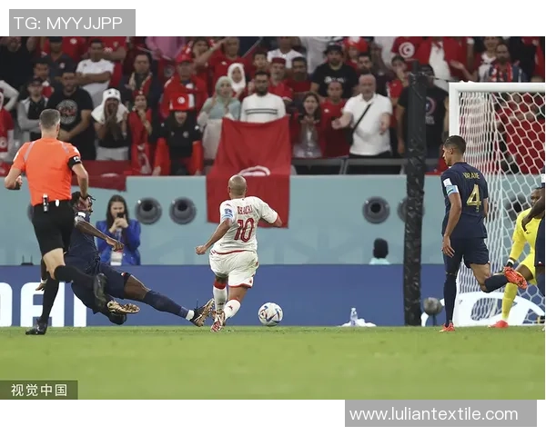 英格兰冠军联赛精彩对决洛达咸主场迎战锡周三全力争胜