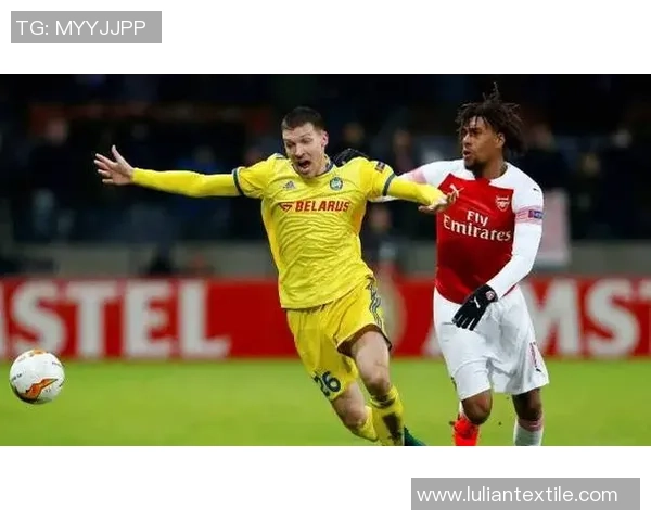 赫拉克勒斯与阿贾克斯首发阵容对比分析及战术解读